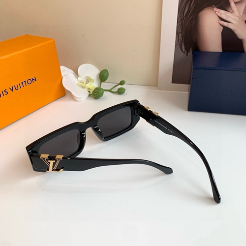 ルイヴィトンサングラス着用イメージ